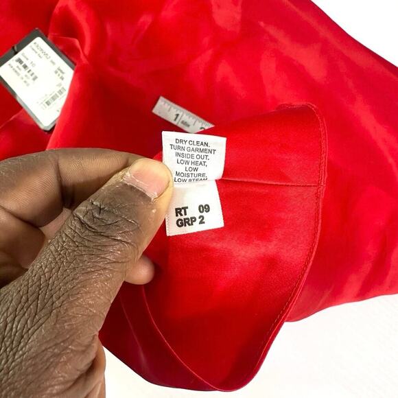 St. John Evening 100% Silk Enamel Red Women’s Halter Tie Neck Blouse Size 10 NWT - Picture 14 of 17